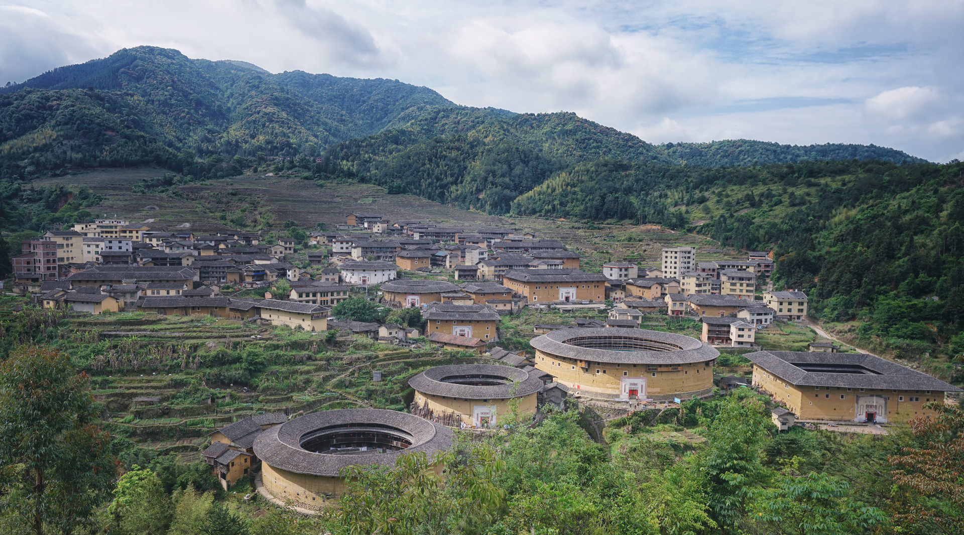 永定客家土楼封面图