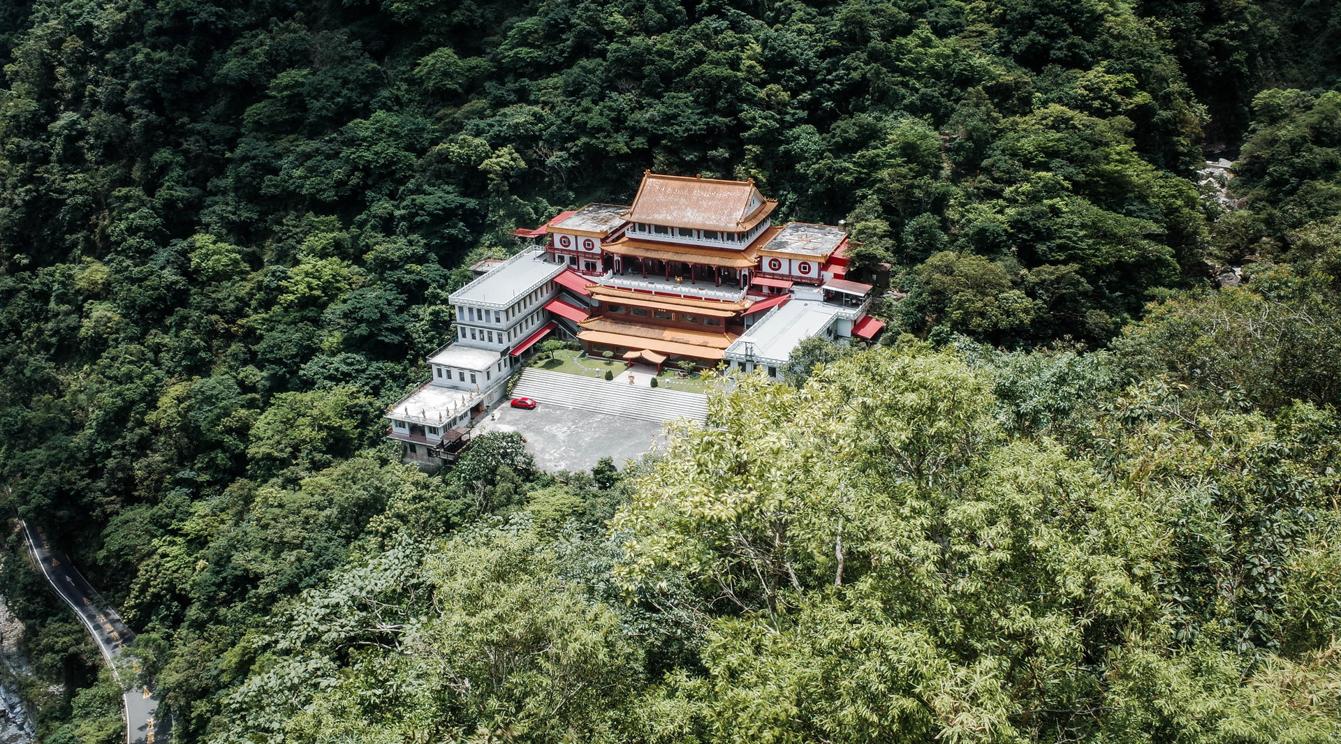 太鲁阁国家公园封面图