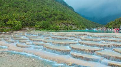 【纯玩新体验 昆大丽6天】<大石林 大理洱海JEEP旅拍 洱海生态廊道 束河 蓝月谷 >