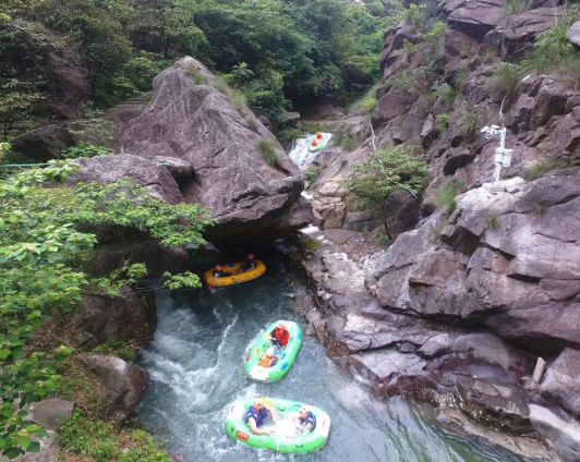 黄腾峡漂流2封面图