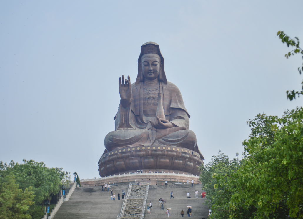西樵山大佛封面图